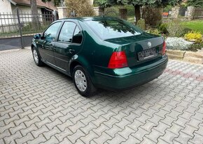 Volkswagen Bora 1,6i SR klima Nová STK benzín - 4