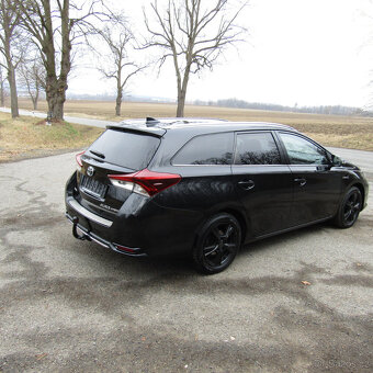 Toyota Auris 1,8i 73kw HYBRID,2016, 106tkm,2x ALU, EXECUTIVE - 4