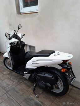 Yamaha Xenter 150, 2014, výborný stav - 4