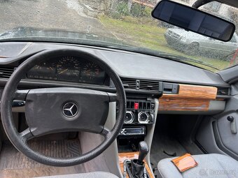 Mercedes Benz W124 230e - 4