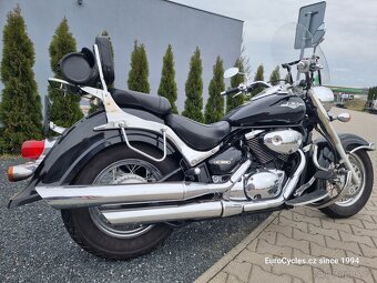 Suzuki Intruder C 800 - 4