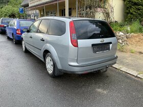 Ford Focus 1.6 benzin - 4