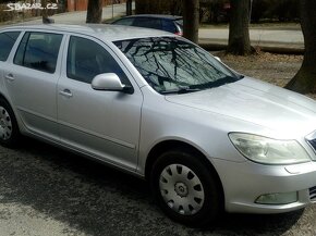 Škoda Octavia combi II 2.0 TDI DSG Elegance Facelift CZ-TOP - 4