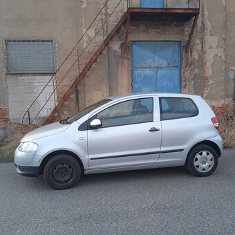 Volkswagen Fox 1.2i 47kw r.v.04/2006 dovoz SRN. - 4