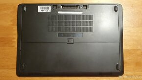 Dell Latitude e7240, i7, 8/256GB, WIN10 Pro + dock - 4