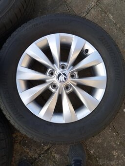 Sada alu kol Škoda 5x112 vč. pneu . 215/60 R 16 - 4