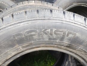 Prodám zimní pneu dodávka 195/70R15C,104/102R - 4