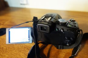 Panasonic Lumix FZ200, video FullHD, stereo + príslušenstvo - 4