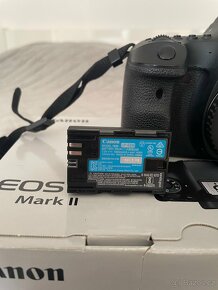 Canon EOS 6D Mark II - 4