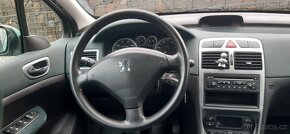 Peugeot 307 SW 1,6i benzín, 7 míst, 2003, STK 6/26, tažné - 4