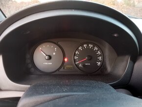 Kia Picanto 1.0 45 kW 2006 - 4