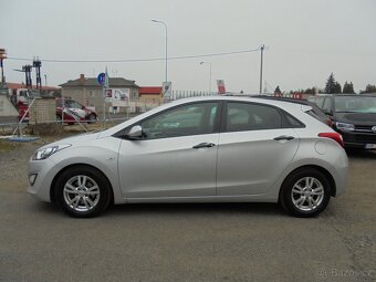 Hyundai i30 1.4 CRDi -66 KW- KLIMA-ALU - 4