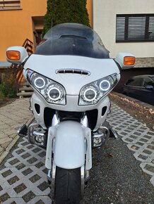 Honda Gl 1800 - 4