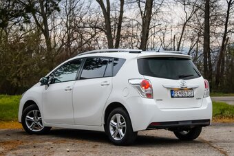 Toyota Verso 1.6 I D-4D Style - 4