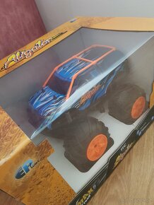 RC auto Alligator - 4