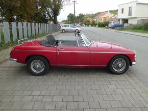 MGB  Roadster r. v. 1968. - 4