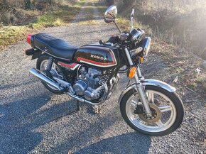 Honda CB 650 RC03 - 4