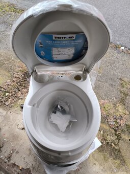 Přenosná toaleta Thetford Porta Potti 565P



 - 4