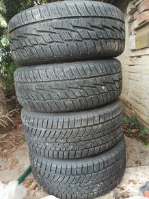 Pneu Mercedes Benz Vaneo 195/50 R15 - 4