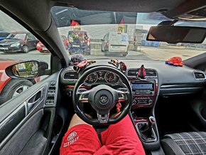 Volkswagen Golf 6 GTI - 4