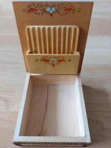 Dřevěná krabička původně na cigarety, cennosti - 4