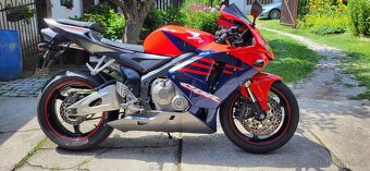 CBR600RR 2005 - 4