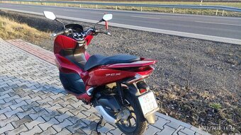 Prodá Honda PCX 125, r.v. 2020 - 4