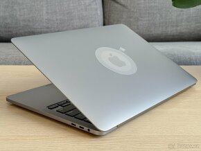 Apple MacBook Pro 13" (2020) - i5 2,00GHz, 16GB, 512GB SSD - 4