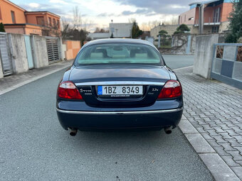 Jaguar S-type 2.7d 152kW Executive•Najeto 252tis/km•1.majite - 4