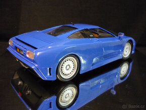 Bugatti EB110 Maisto 1/18 - 4