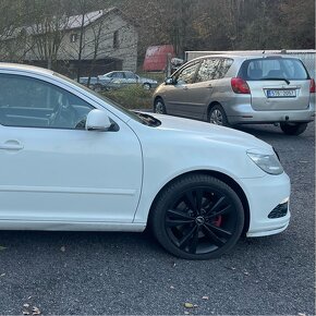 Škoda Octavia 2 Facelift RS 2.0 TSI 147kW Xenon Servis Výhře - 4