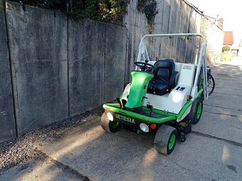 Etesia 124 - 4