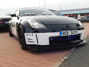 Nissan 350z - 4