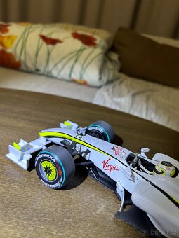 Brawn GP 1:18 Minichamps - 4