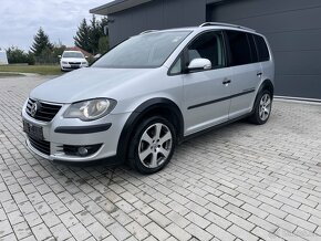 VW Touran CROSS 1.9 Tdi 77 kw 7 míst, závěs - 4