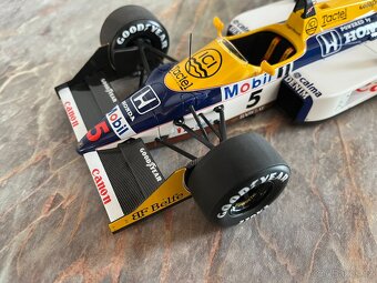 Williams FW11B #5 Nigel Mansell Winner 1987 1:18 GP Replicas - 4