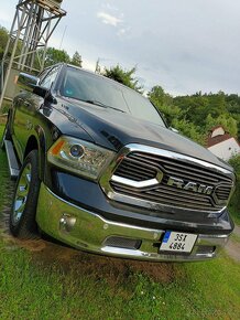 Dodge RAM 1500 - 4