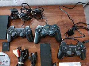 Playstation 2 Slim - 4