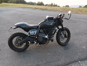 Ducati Scrambler 800 Cafe Racer - 4