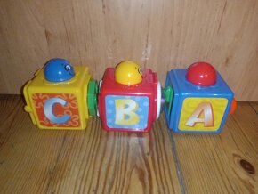 Interaktivní akční kostky Fisher-Price - 4