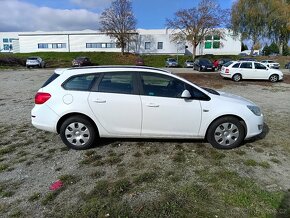 Opel Astra 1.7 CDTI Combi, 2011, 81kW, Klima, Nový DPF - 4