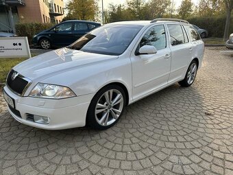 Octavia 1.8 TSI 2008 RS Line - 4