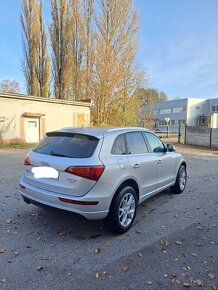 Zadní nárazník AUDI Q5 8R - 4