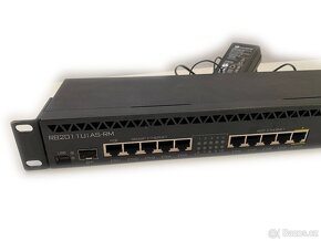 Router Mikrotik RB2011UiAS-RM - 4