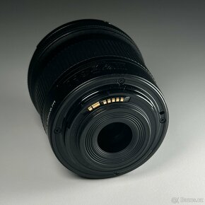 Canon EF-S 10-18mm f/4.5-5.6 IS STM - 4