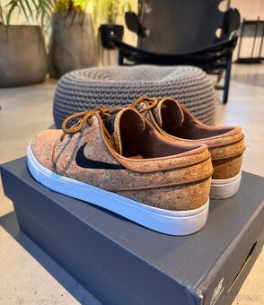 Boty Nike Stefan Janoski (limitovaná edice KOREK)-vel. 44,5 - 4