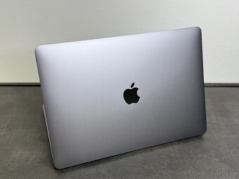 Macbook Pro 13" 2019 256GB / i7 / 16GB - 4