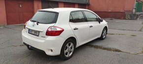 Toyota Auris 1.6 Valvematic 2011 - 4