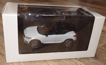 VOLVO XC40, měřítko 1:43 - 4