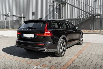 Volvo V60 Cross Country CC B4 145kW 4x4 DPH - 4